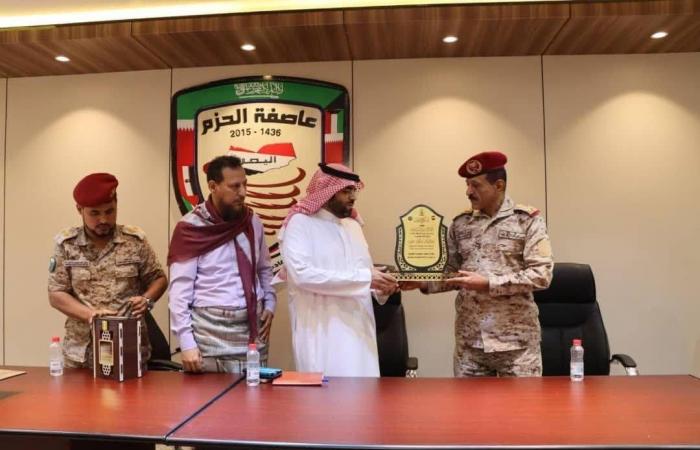 عدن
      تستكمل
      ترتيبات
      المرحلة
      الثانية
      لخروج
      المعسكرات