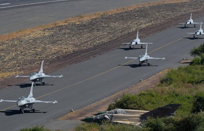 بالصور.. الإمارات تشارك باحتفالات تأسيس القوات الجوية الإثيوبية