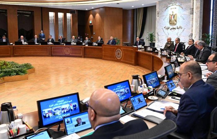 مصر
      تدرس
      تقنين
      استخدام
      الأطفال
      للجوال
      بعد
      توجيه
      السيسي