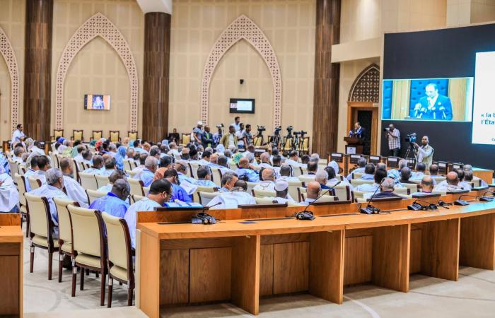 نواكشوط:
      ضجّة
      حول
      نائبين
      يأكلان
      «القديد»
      خلال
      مناقشة
      الحكومة