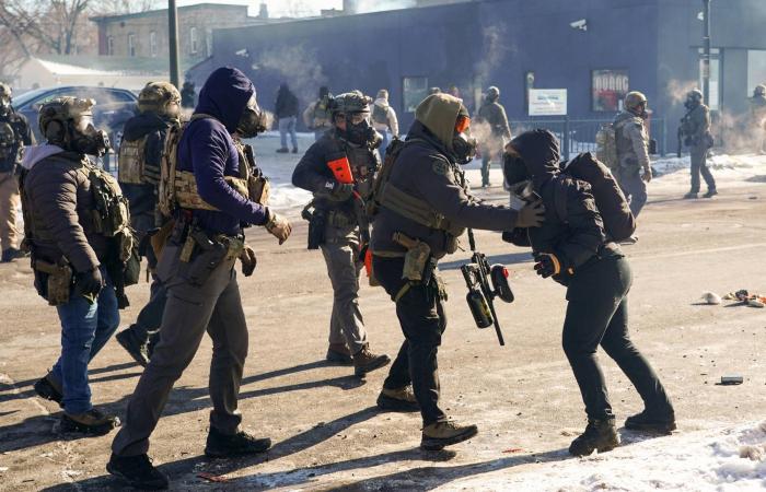 ترمب:
      إيران
      تريد
      التوصل
      لاتفاق
      والوضع
      «غير
      مستقر»