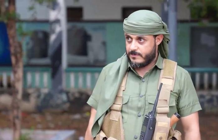 اليمن:
      الزنداني
      يواصل
      مشاوراته
      لتشكيل
      حكومة
      كفاءات
      متجانسة