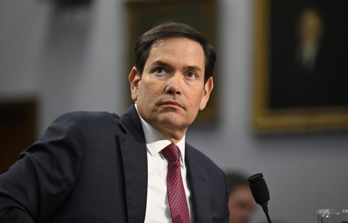 هذا ما قاله وزير خارجية أمريكا لرئيس وزراء العراق حول عواقب وجود حكومة تُسيطر عليها إيران