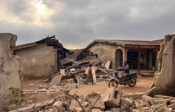 الجيش
      الأميركي
      يؤكد
      تعاونه
      مع
      نيجيريا
      في
      التصدي
      للمتطرفين