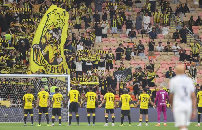 التعاون
      يدوّن
      ليلته
      السلبية
      أمام
      النصر
      بالأهداف
      العكسية