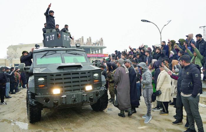 عين
      العرب
      أو
      «كوباني»....
      خلاف
      التسمية
      والتاريخ