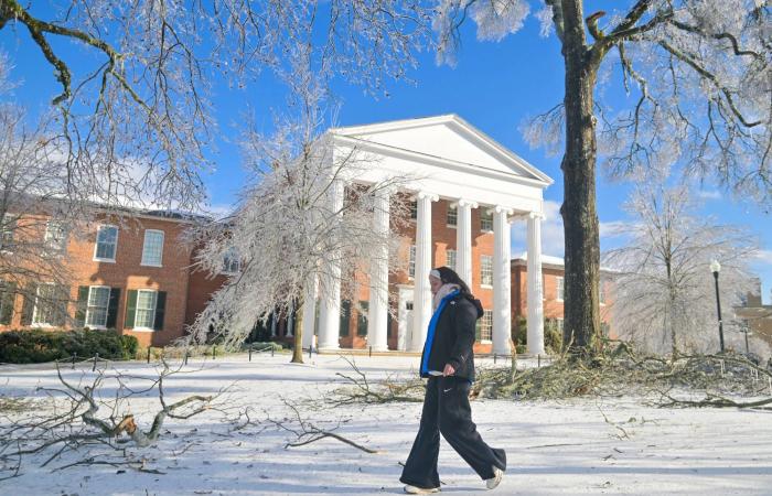 بعد
      حادثتيْ
      مينيسوتا…
      كيتي
      بيري
      ومشاهير
      يطالبون
      الأميركيين
      بالتحرك