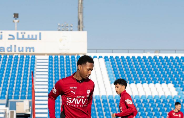 مصادر:
      اتفاق
      نهائي...
      الشهري
      والصقور
      من
      الاتحاد
      إلى
      الشباب