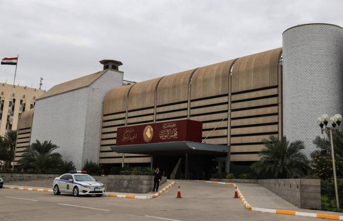 واشنطن
      توقف
      ترشيح
      المالكي...
      ورسالة
      حادة
      لإيران