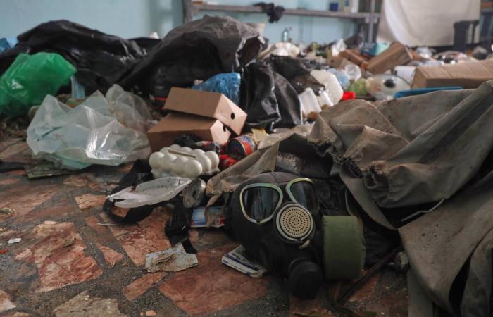 «صحة
      غزة»:
      20
      ألف
      مريض
      ينتظرون
      السماح
      لهم
      بالسفر
      للعلاج
      خارج
      القطاع