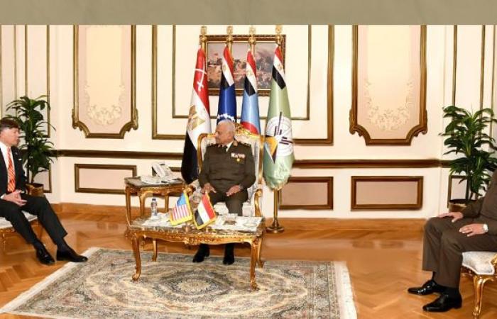 القاهرة
      تشدد
      على
      عمق
      علاقات
      الشراكة
      مع
      واشنطن