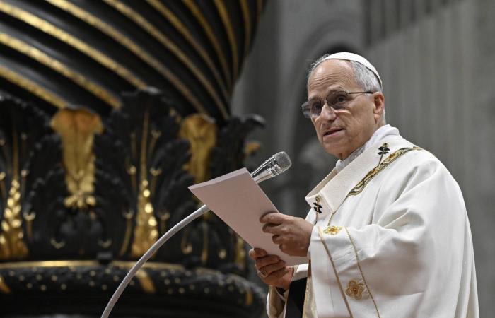 بابا
      الفاتيكان
      يدعو
      إلى
      عالم
      خالٍ
      من
      التعصب
      والعنصرية