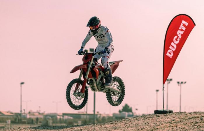 "DESMO 450MX" تسجّل ظهورها التاريخي الأول في سيلين
