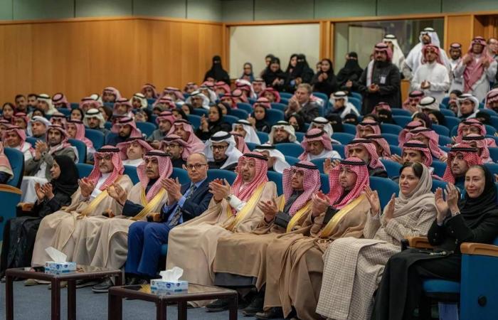 ياغي:
      دعم
      القيادة
      السعودية
      للعلماء
      وفّر
      بيئة
      مُحفِّزة
      للإنجازات
      العالمية