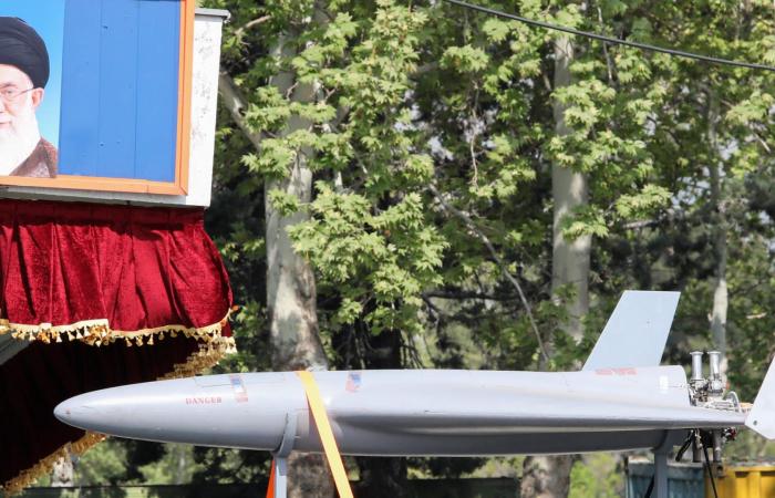 في ظل تصاعد التوتر مع أمريكا.. إيران تُعلن إضافة 1000 طائرة مسيرة لترسانتها