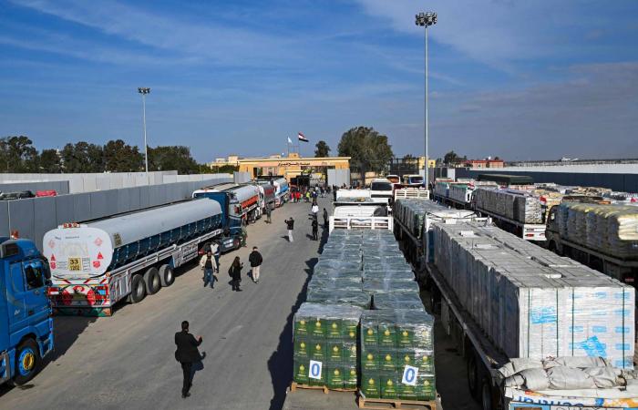 حلب
      تنفض
      عنها
      غبار
      الحرب
      وتستعيد
      حيويتها
      بمشاريع
      طموحة