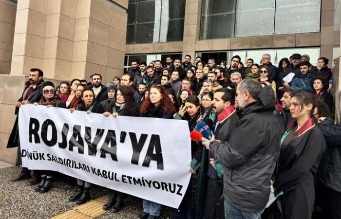 فيدان
      وبرّاك
      بحثا
      استمرار
      انتهاكات
      «قسد»
      لهدنة
      الـ15
      يوماً