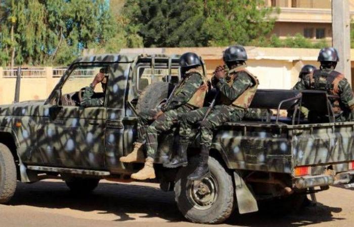 النيجر:
      إطلاق
      نار
      في
      مطار
      يخزن
      فيه
      يورانيوم
      بقيمة
      300
      مليون
      يورو