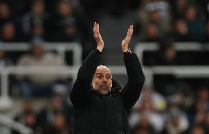 مدرب
      تشيلسي:
      لا
      أريد
      التعاقد
      مع
      لاعبين
      جدد
      لـ«مجرد
      التعاقد»