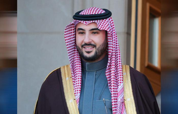 "أناس أذكياء".. وزير دفاع السعودية خالد بن سلمان بصورة مع السيناتور غراهام والأخير يعلق