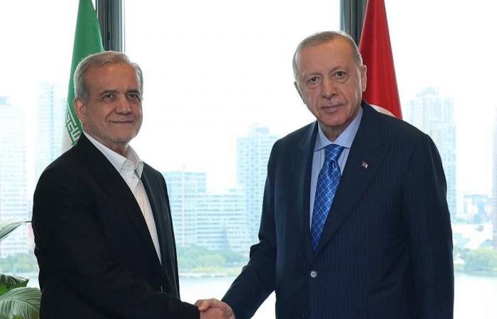 إدارة
      ترمب
      تلغي
      تصاريح
      لمسؤولين
      إيرانيين
      في
      أميركا