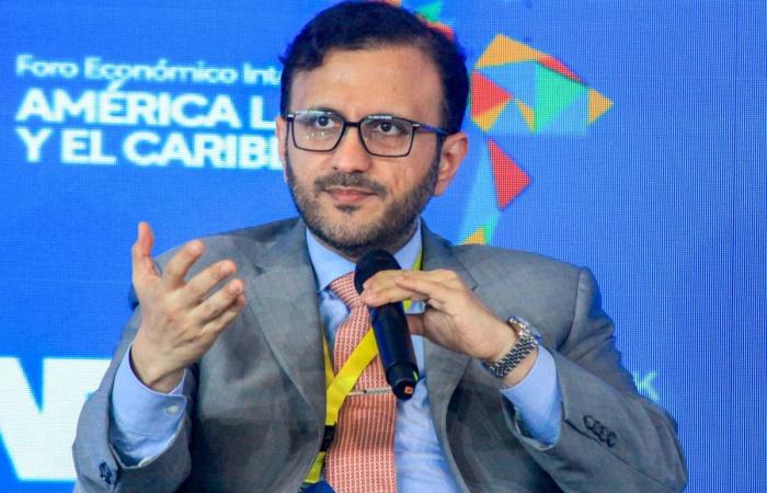 د. ماجد الأنصاري يشارك في المنتدى الاقتصادي لأمريكا اللاتينية ومنطقة البحر الكاريبي