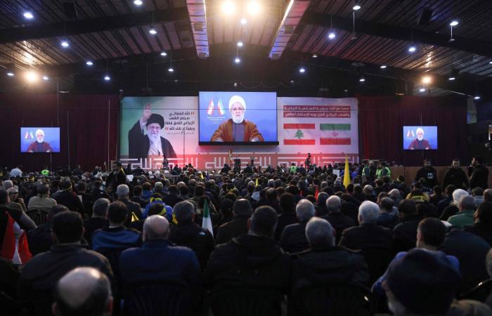 الشرع
      في
      ذكرى
      تولّيه
      الرئاسة:
      المستقبل
      نصنعه
      معاً
      بعدلٍ
      وتنميةٍ
      تعيد
      لسوريا
      مكانتها