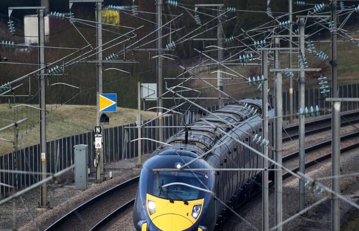 نظرة داخل عالم سائقي القطارات فائقة السرعة