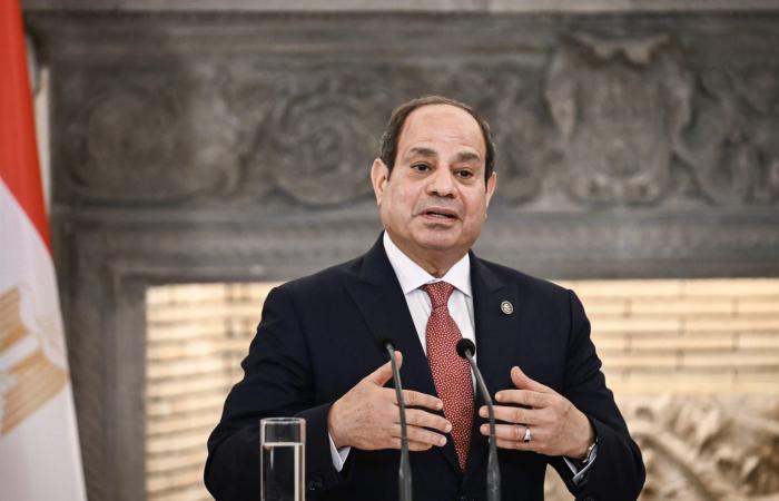 بيان رئاسي مصري يوضح تفاصيل اتصال السيسي وبزشكيان