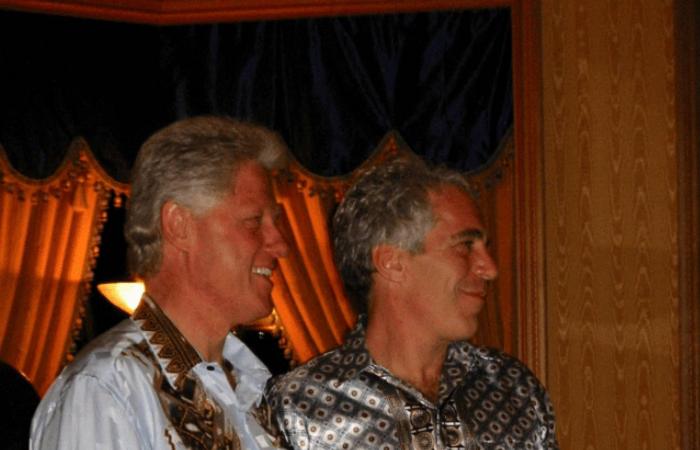 المبعوث
      الأميركي
      ويتكوف
      يؤكد
      إجراء
      مباحثات
      «بنّاءة»
      مع
      روسيا
      بشأن
      أوكرانيا