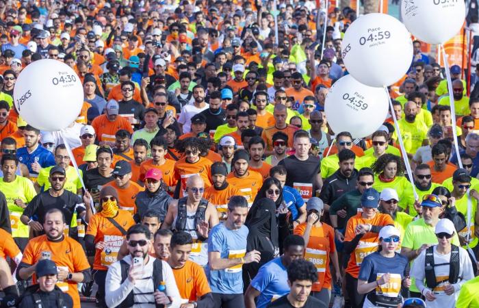 «ماراثون
      الرياض
      العالمي»:
      الإثيوبي
      غيتاتشيو
      يحلق
      بالذهب