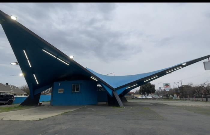 تصميمه فضائي وغريب.. سرّ تحوّل هذا المبنى إلى معلم بارز في أمريكا