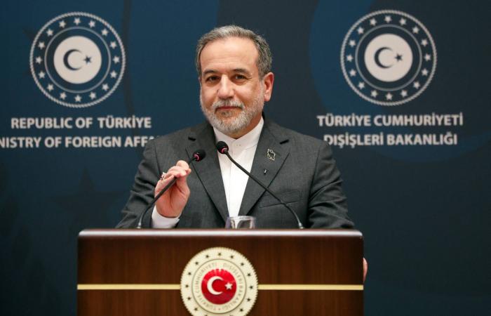 أنقرة
      تسعى
      لـ«قناة
      غير
      مباشرة»
      بين
      واشنطن
      وطهران