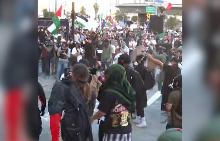 شاهد ما وثقته كاميرا CNN خلال اشتباكات متظاهرين ضد ICE وقوات أمن بأمريكا