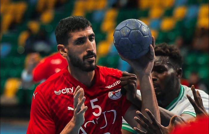 «الكونفدرالية
      الأفريقية»:
      أولمبيك
      آسفي
      واتحاد
      الجزائر
      أول
      المتأهلين
      لربع
      النهائي