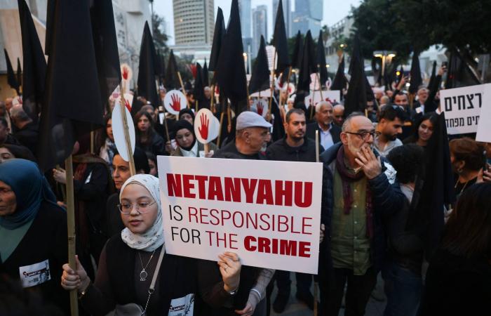 العرب
      في
      إسرائيل
      يستعدون
      لبدء
      عصيان
      مدني
      غداً