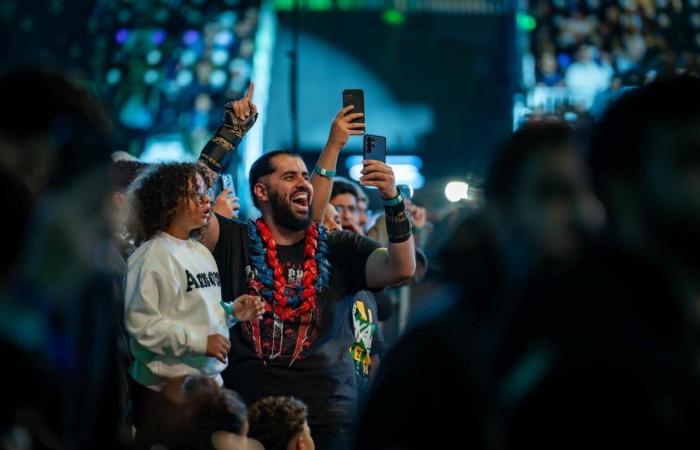 ليلة
      تاريخية
      في
      الرياض
      تدشّن
      الطريق
      إلى
      «راسلمينيا
      42»