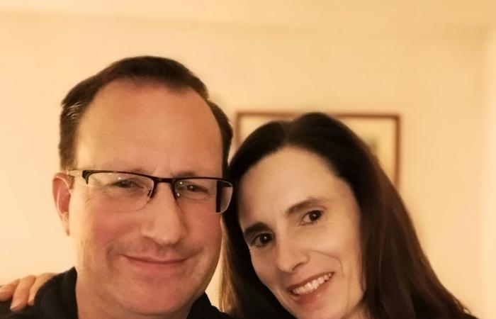 هكذا جمع برج لندن التاريخي عاشقين من بلدين مختلفين في قصة حب بدأت بالصدفة