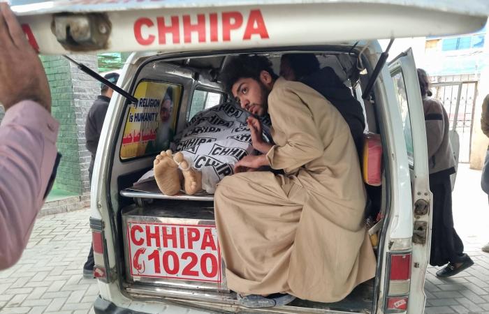 القوات
      الباكستانية
      تقتل
      145
      مسلحاً
      بعد
      هجمات
      في
      بلوشستان