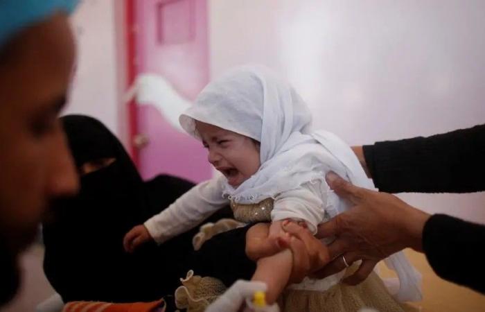 القطاع
      الصحي
      الخاضع
      للحوثيين
      مهدد
      بالانهيار
      الشامل