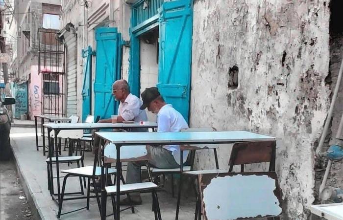 بإسناد
      سعودي...
      عدن
      تستعيد
      مدنيتها
      بعد
      عقود
      من
      الصراع