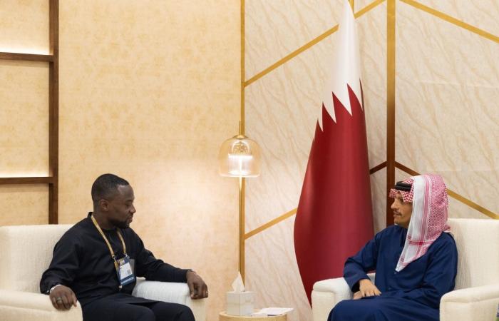 رئيس مجلس الوزراء وزير الخارجية يستقبل مسؤولي شركات على هامش قمة الويب قطر 2026