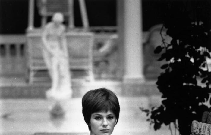 جذب نساء الغرب والشرق..ماذا يخفي القفطان المغربي من أسرار؟