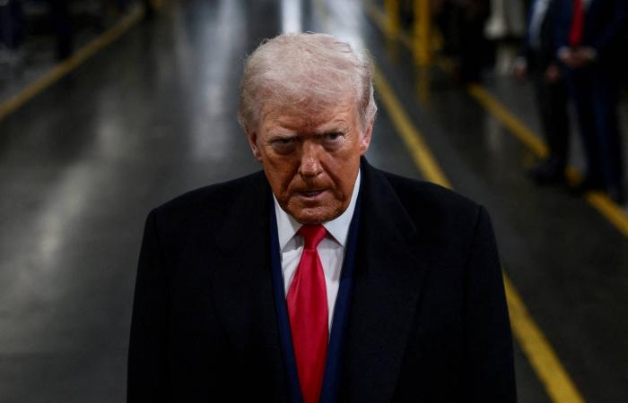 إيران
      توقف
      4
      أجانب
      بتهمة
      «المشاركة
      في
      أعمال
      شغب»