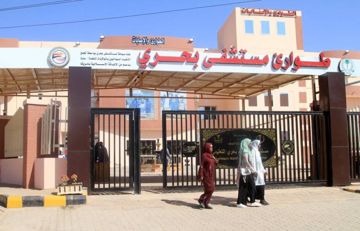 الشرطة
      السودانية
      تزيل
      72
      بؤرة
      عشوائية
      في
      الخرطوم