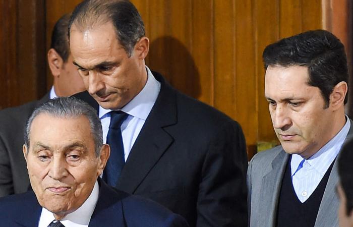 علاء مبارك يُعلق على مديح إبراهيم عيسى له ولشقيقه: لم يُظهر شماتة أو تشفّي