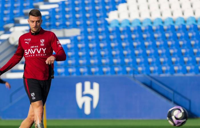 مبيمبا
      يرفض
      عرض
      الاتحاد
      ويفضِّل
      البقاء
      في
      أوروبا