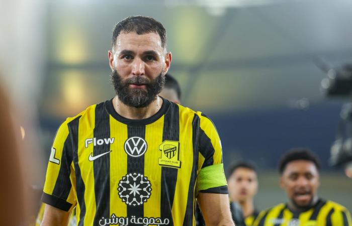 "أغادر مرفوع الرأس".. أول تعليق من بنزيما بعد رحيله عن الاتحاد وانضمامه للهلال