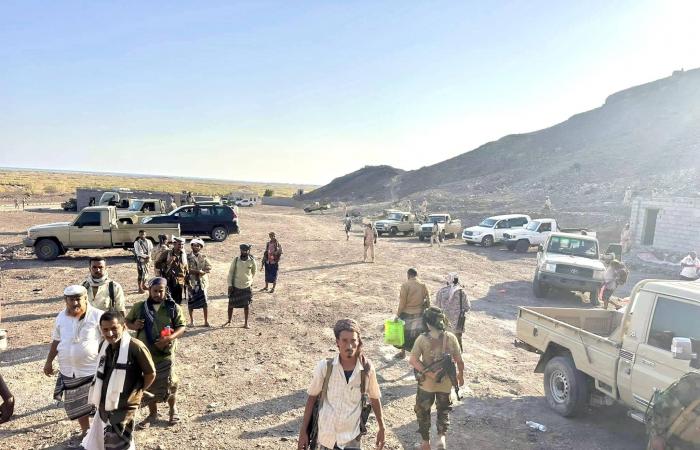 اليمن
      بوابة
      عبور
      مفتوحة
      لموجات
      الهجرة
      غير
      الشرعية