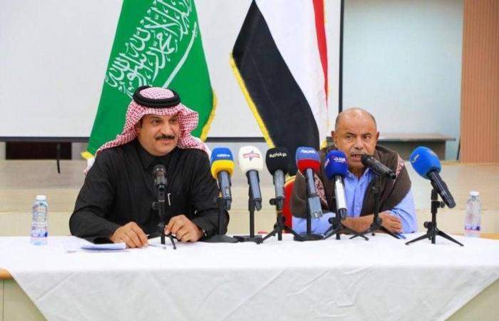 حاكم
      «أرض
      الصومال»:
      نتوقع
      إبرام
      اتفاق
      تجاري
      مع
      إسرائيل